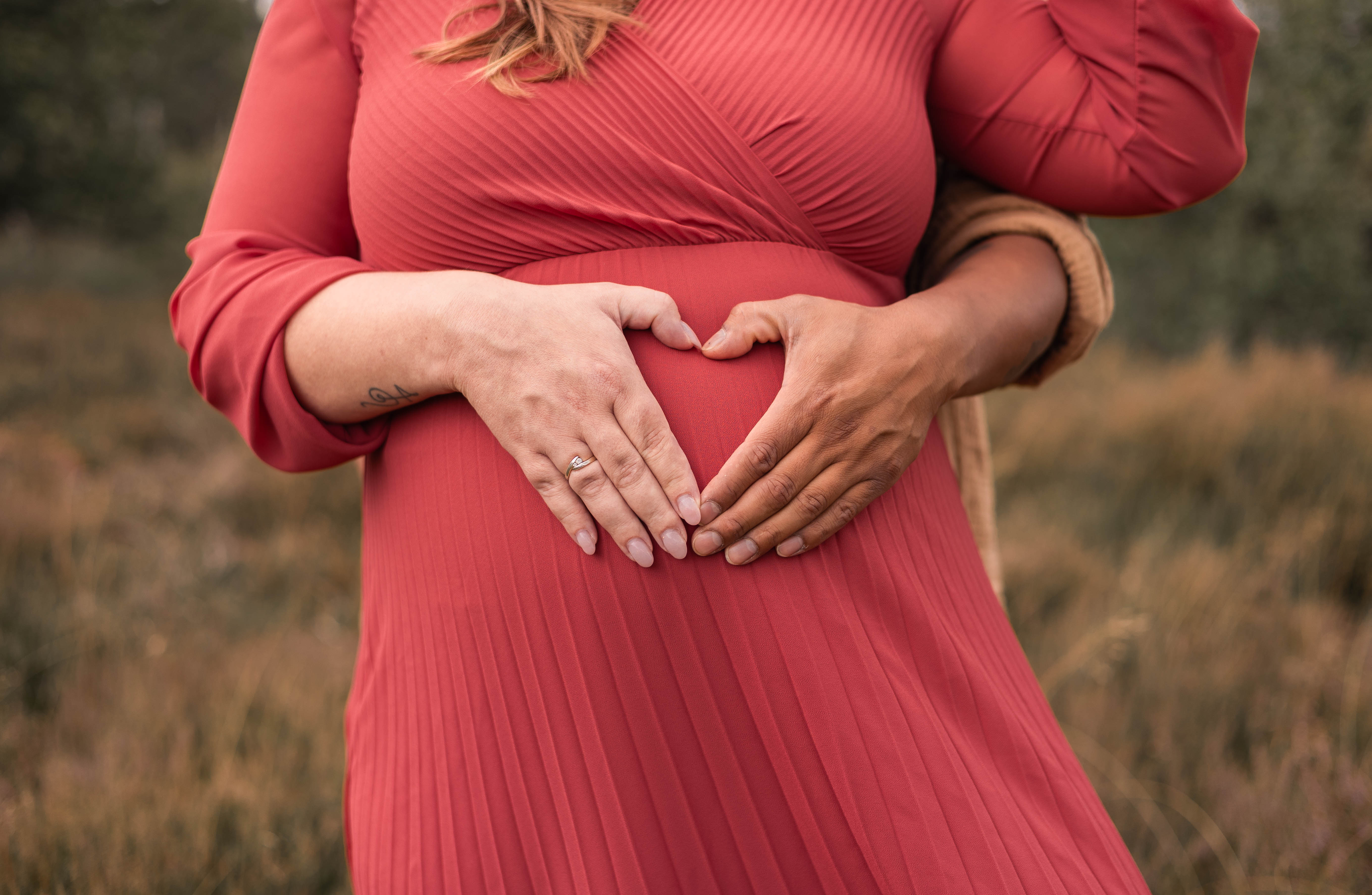 Zwanger zwangerschapsshoot zwangerschap pregnant